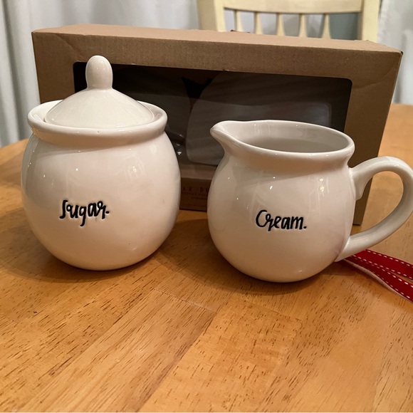 Rae Dunn Artisan Collection Cream & Sugar Set - Picture 1 of 6